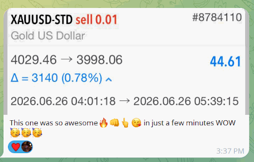 Photo of a student's trading setup